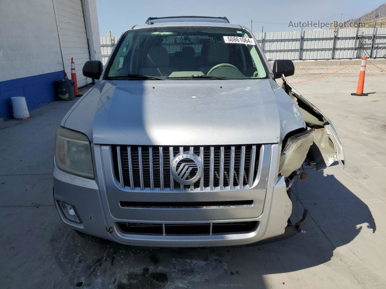 2010 Mercury Mariner  Silver vin: 4M2CN8BG7AKJ10115