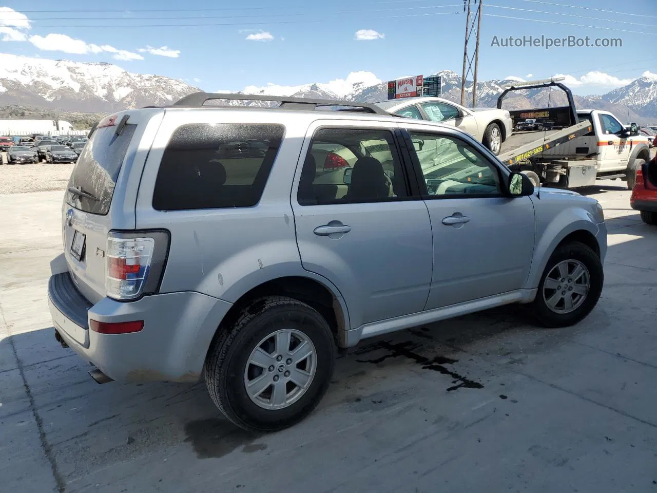 2010 Mercury Mariner  Silver vin: 4M2CN8BG7AKJ10115