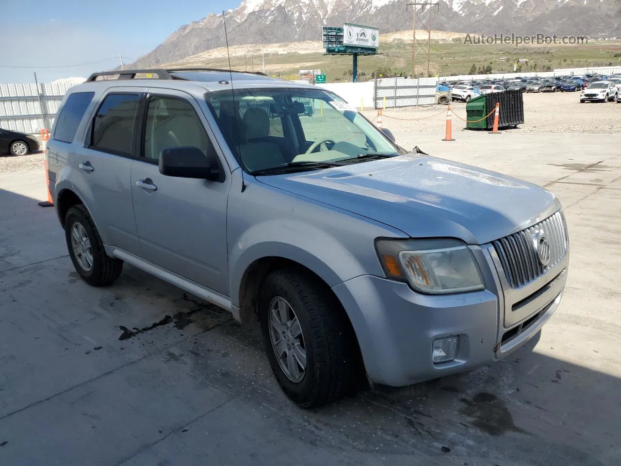 2010 Mercury Mariner  Silver vin: 4M2CN8BG7AKJ10115