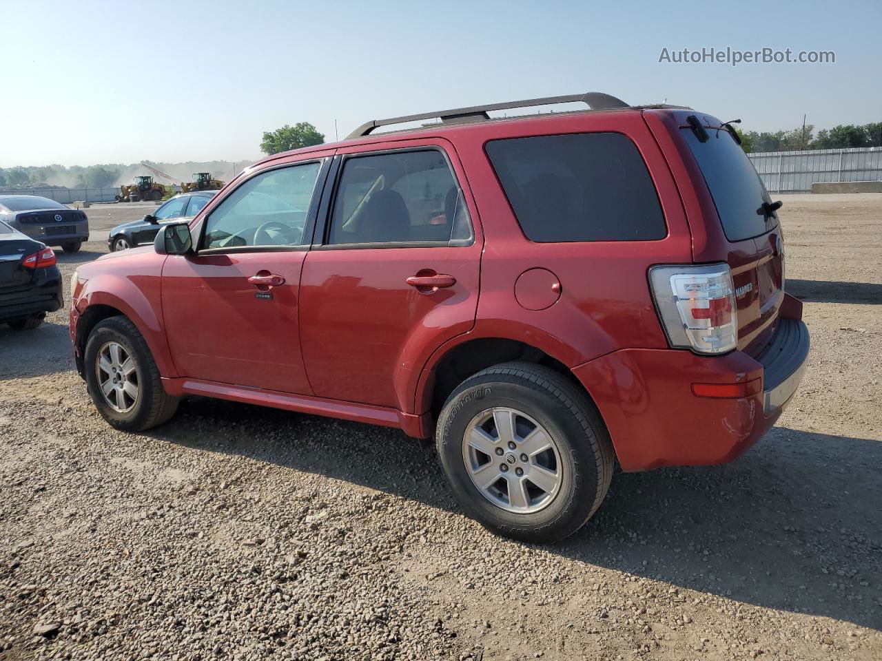 2010 Mercury Mariner  Maroon vin: 4M2CN8BGXAKJ03921