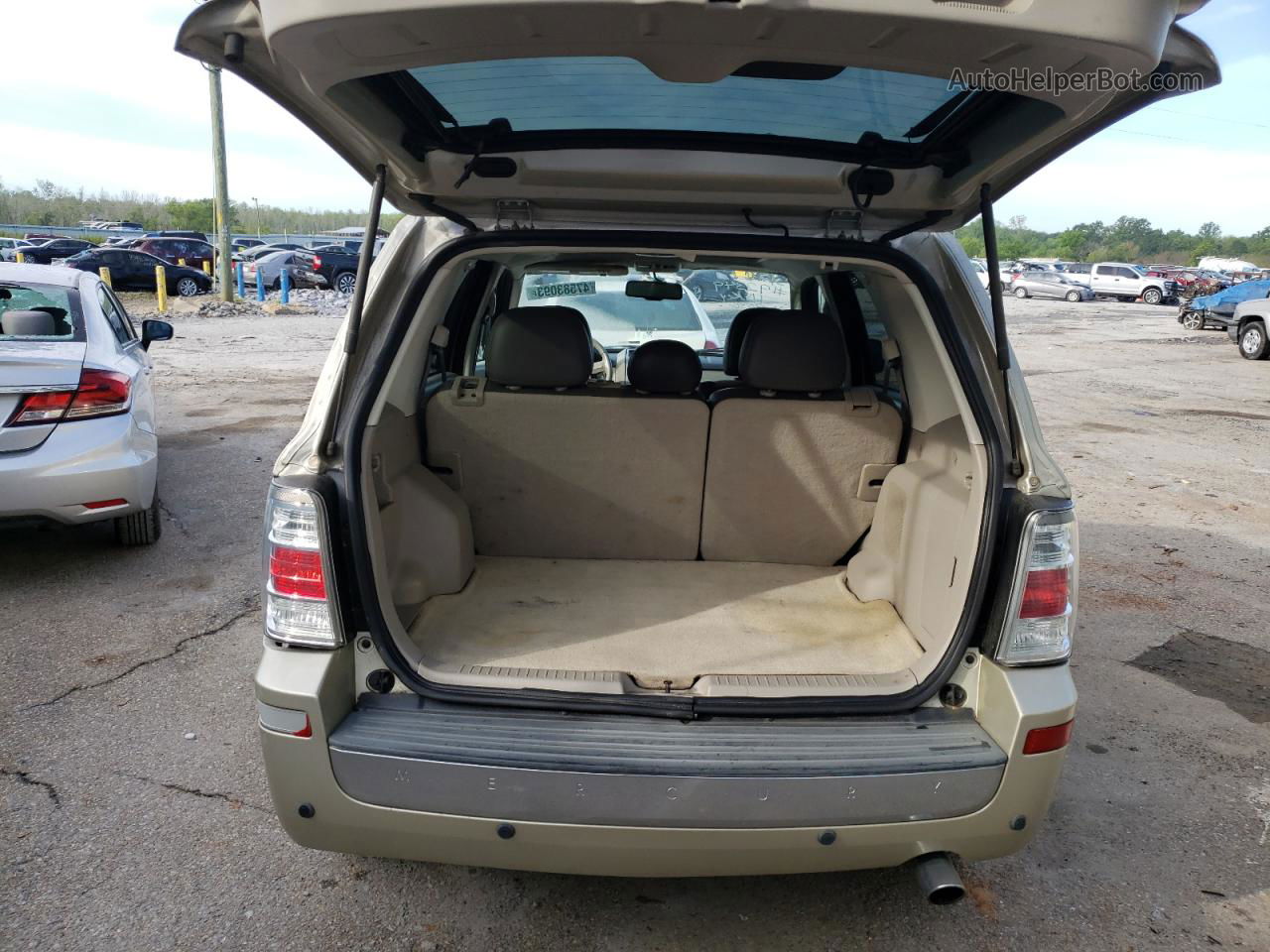 2010 Mercury Mariner Premier Beige vin: 4M2CN8HG5AKJ13036