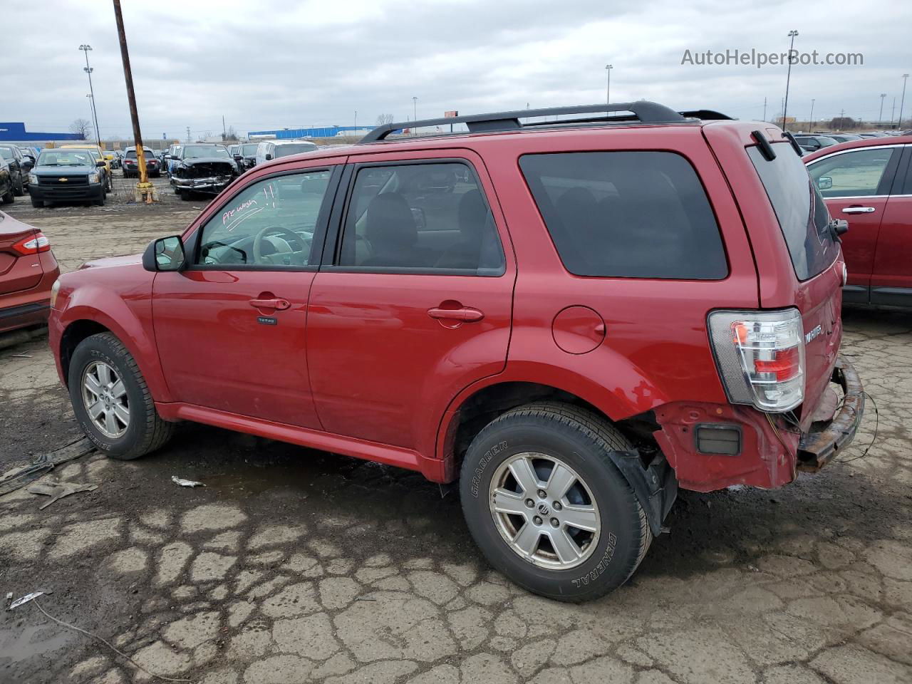 2010 Mercury Mariner  Red vin: 4M2CN9B77AKJ06975