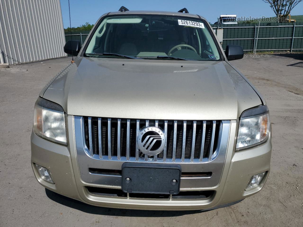 2011 Mercury Mariner  Gold vin: 4M2CN9BG2BKJ05363