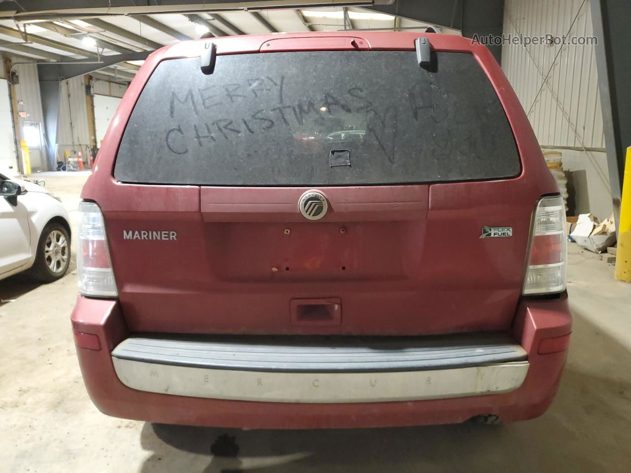 2010 Mercury Mariner  Red vin: 4M2CN9BG4AKJ10580