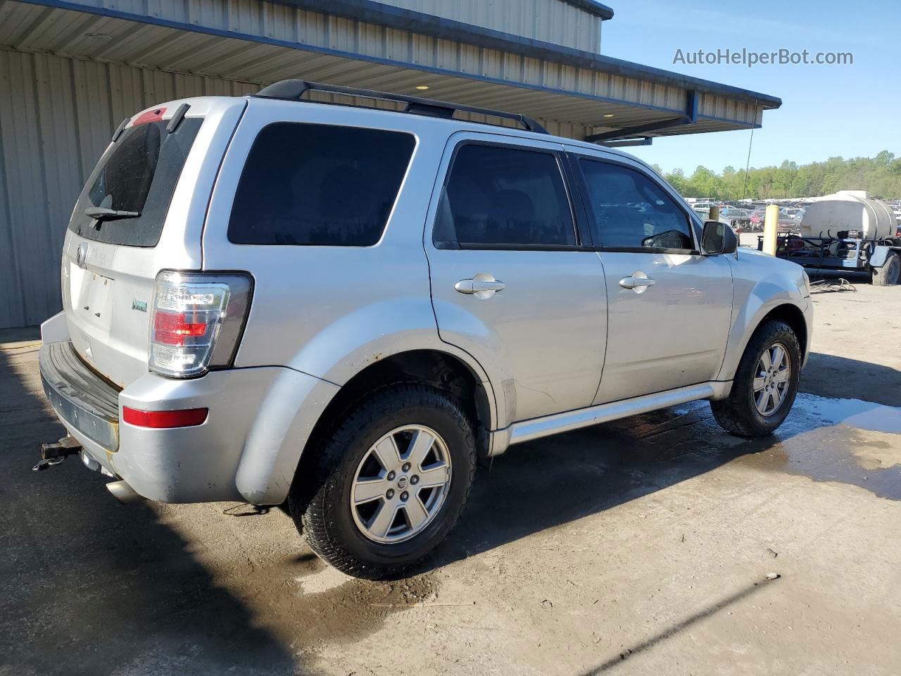 2010 Mercury Mariner  Silver vin: 4M2CN9BG5AKJ29459