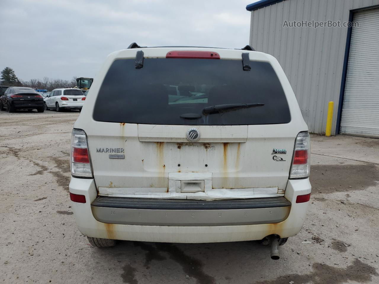 2011 Mercury Mariner Premier White vin: 4M2CN9HG0BKJ07278