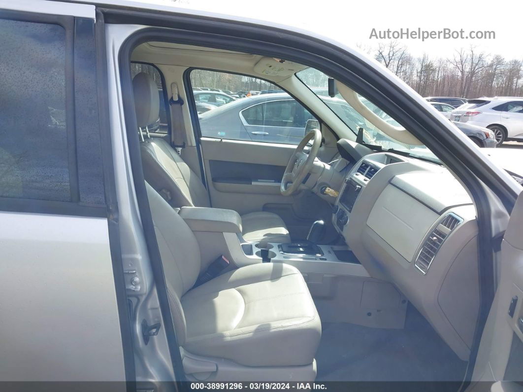 2010 Mercury Mariner Premier Серебряный vin: 4M2CN9HG2AKJ27272