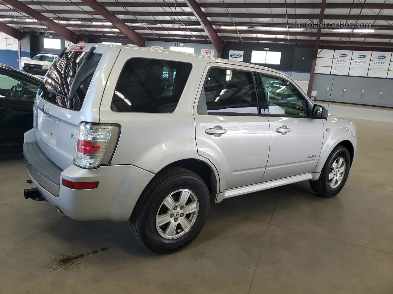 2008 Mercury Mariner  Silver vin: 4M2CU811X8KJ18350