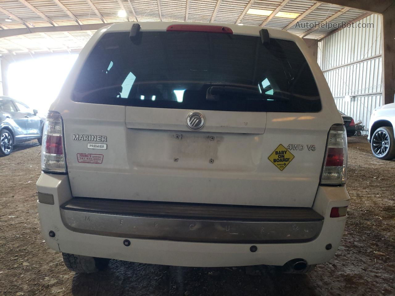 2008 Mercury Mariner Premier White vin: 4M2CU97138KJ36671