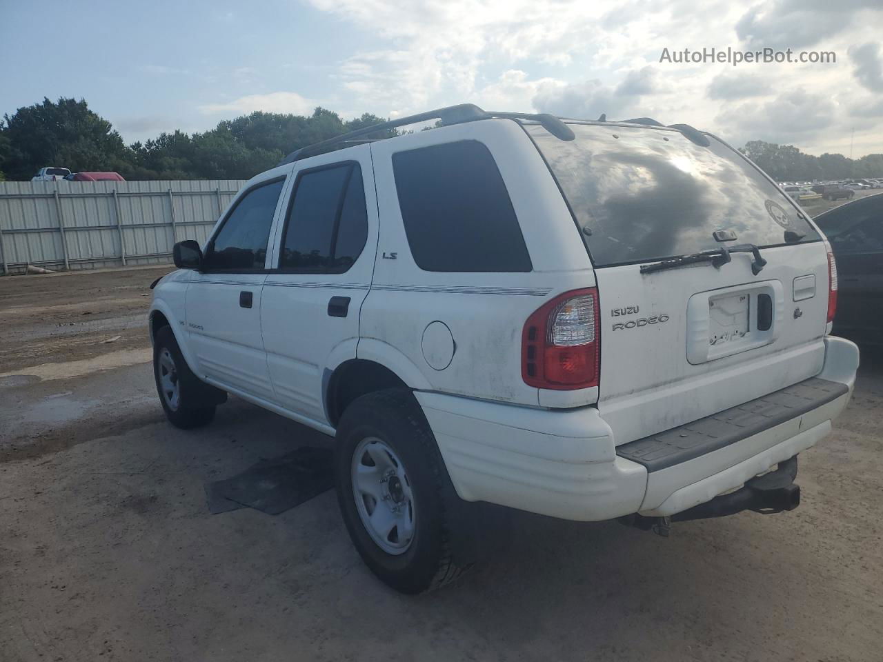 2001 Isuzu Rodeo S White vin: 4S2CK58W214306922