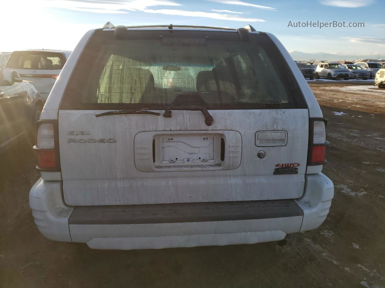 2001 Isuzu Rodeo S White vin: 4S2DM58W714345312