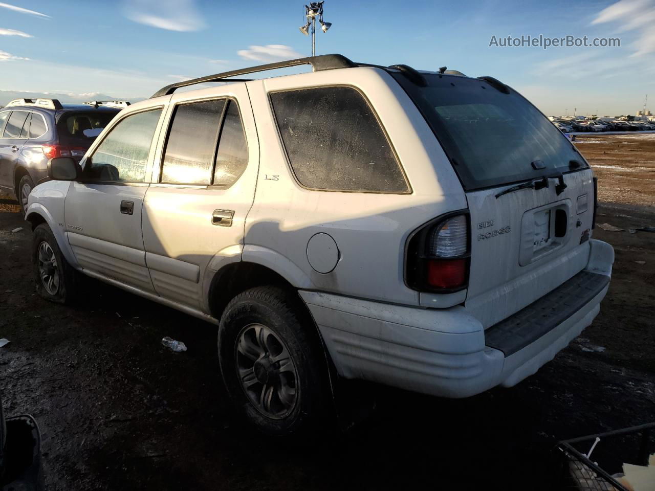 2001 Isuzu Rodeo S Белый vin: 4S2DM58W714345312