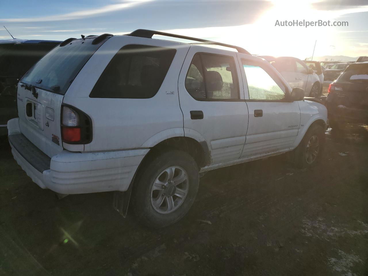 2001 Isuzu Rodeo S White vin: 4S2DM58W714345312