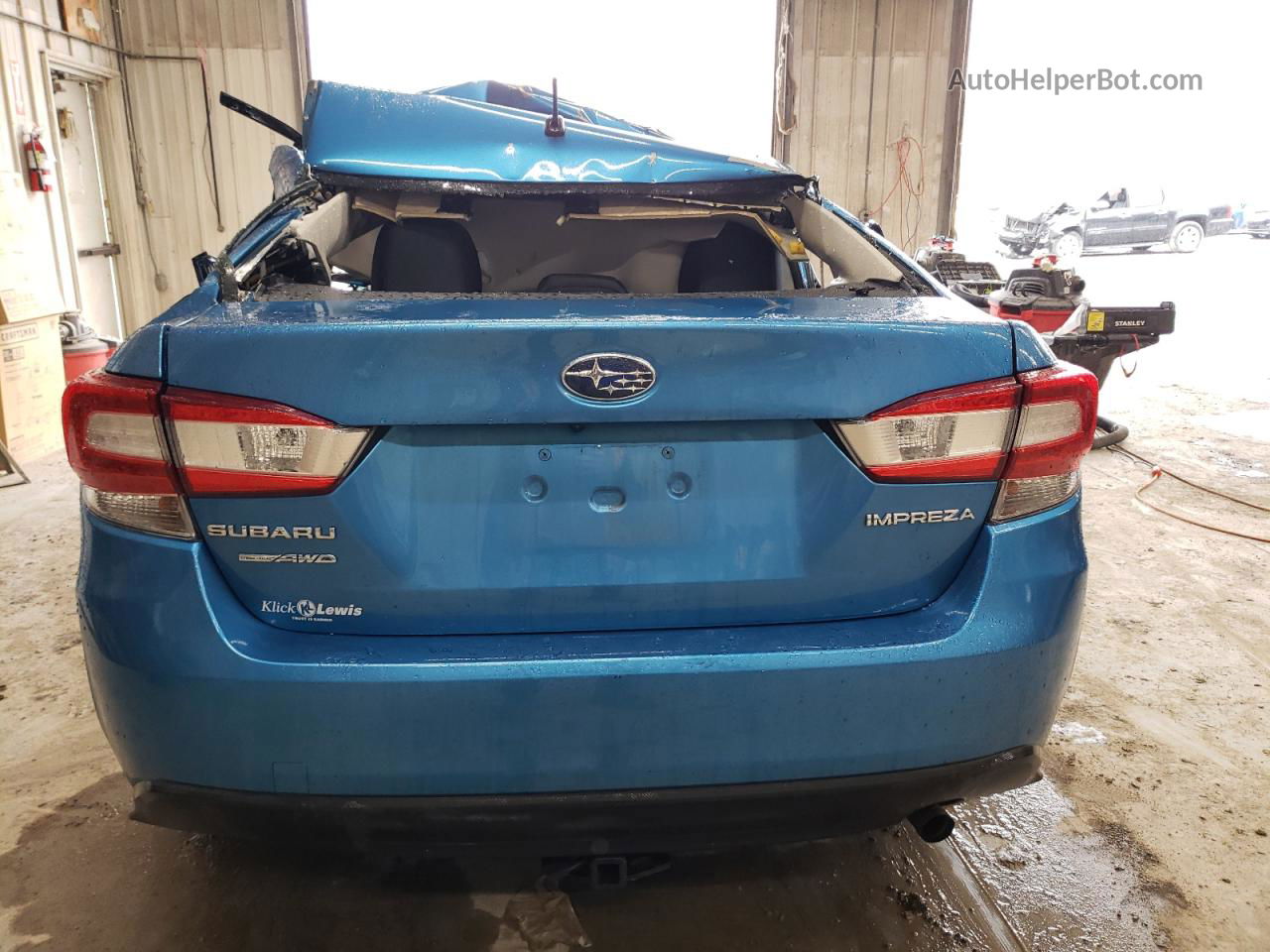 2018 Subaru Impreza  Blue vin: 4S3GKAA62J3606868