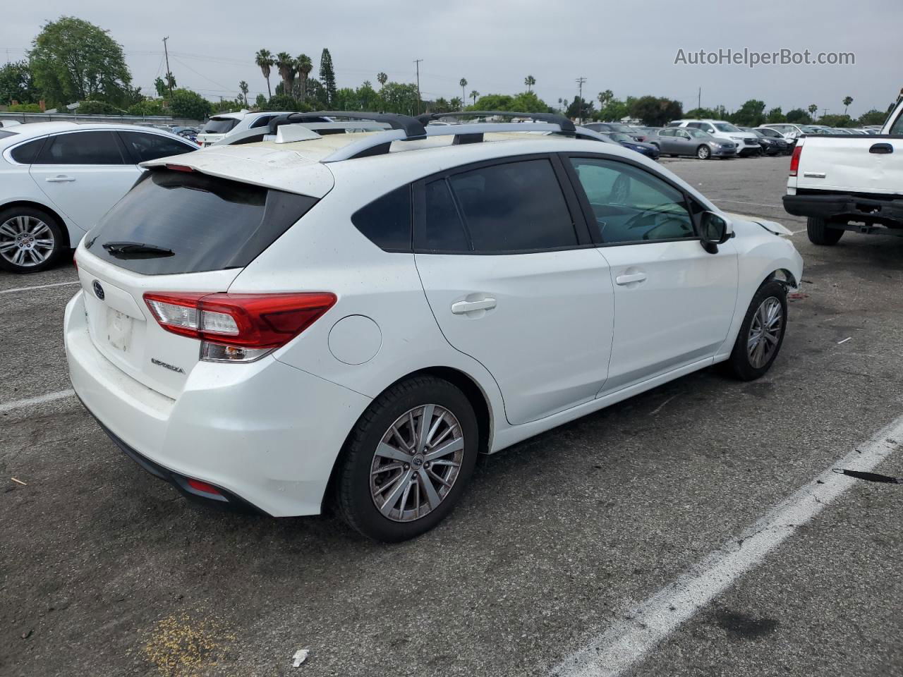 2018 Subaru Impreza Premium White vin: 4S3GTAB61J3738273