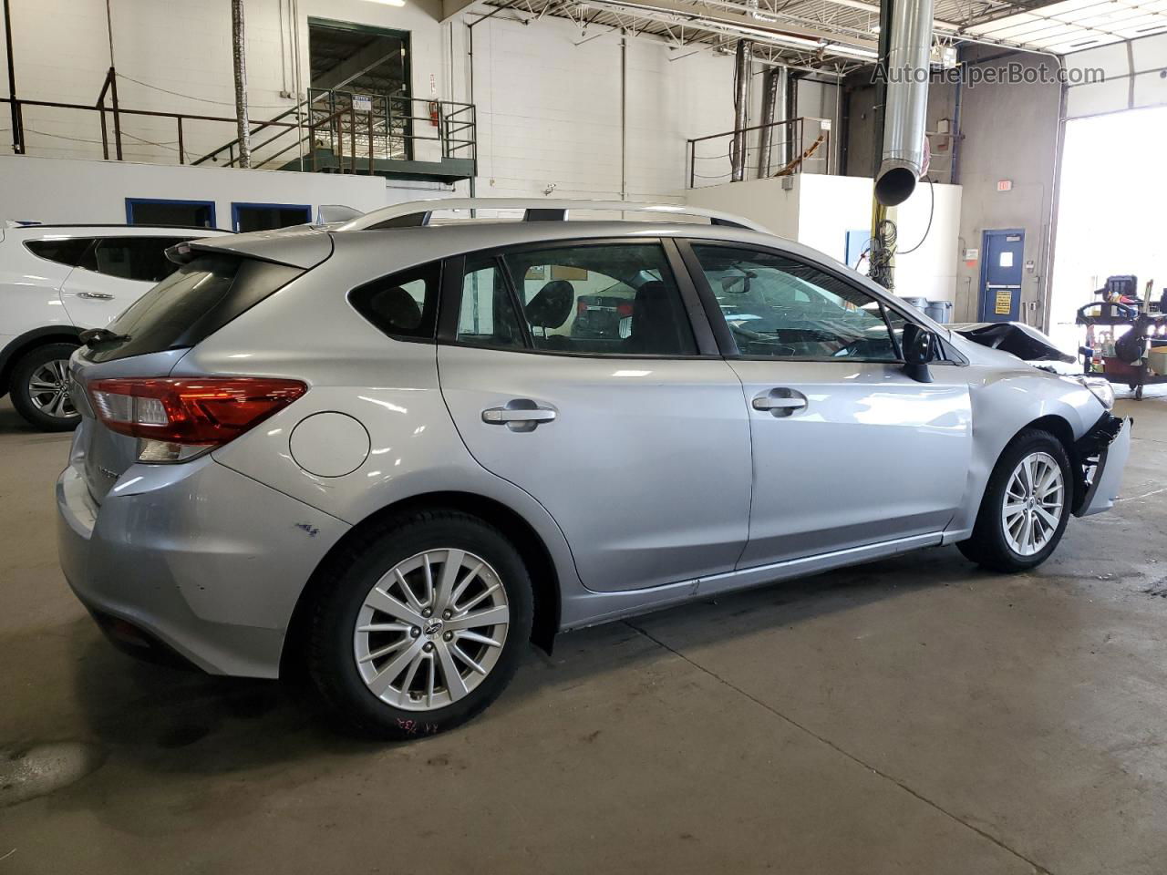 2018 Subaru Impreza Premium Silver vin: 4S3GTAB63J3724729