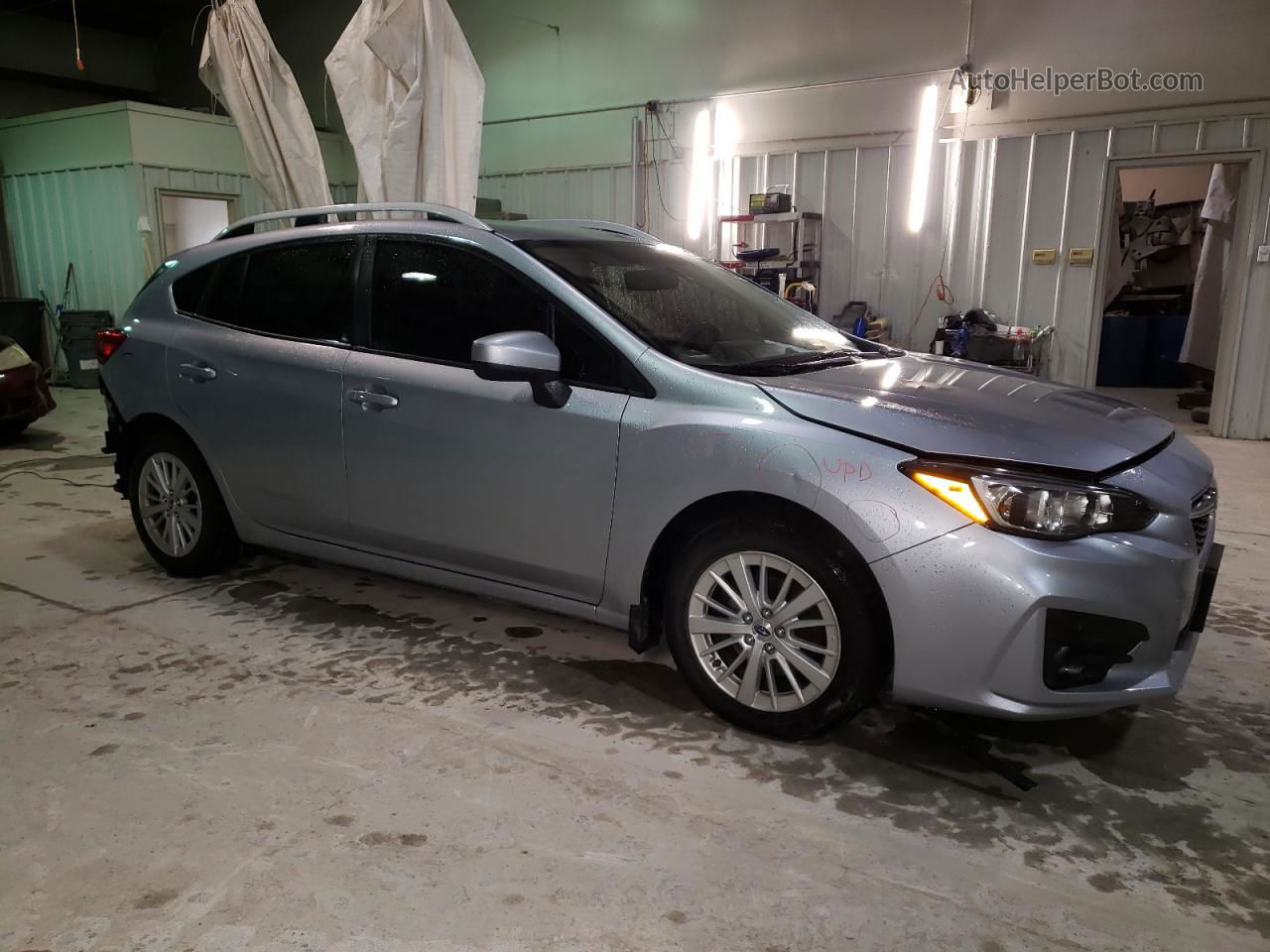 2018 Subaru Impreza Premium Silver vin: 4S3GTAB64J3716669