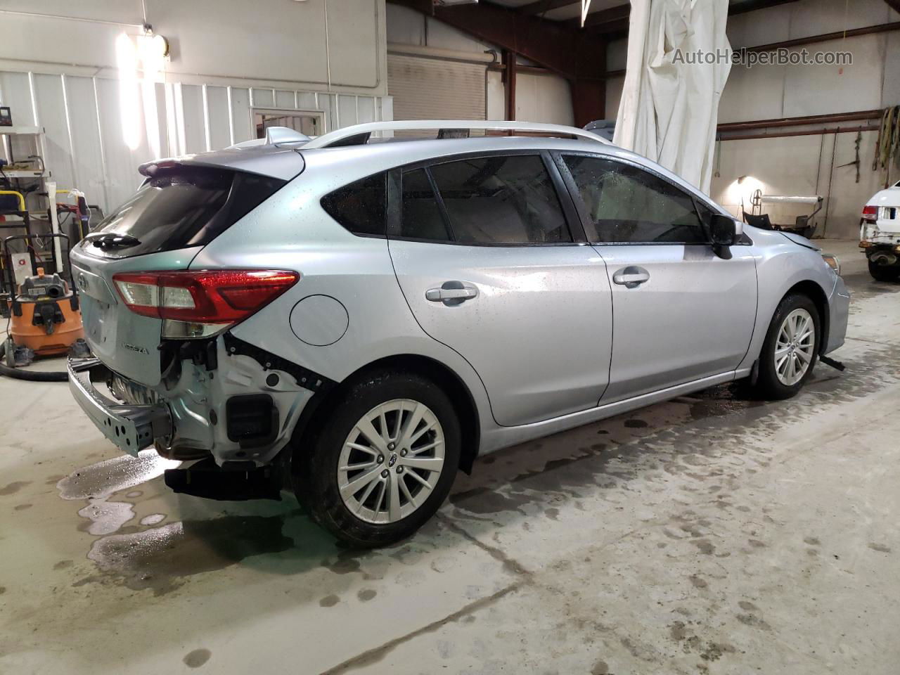 2018 Subaru Impreza Premium Silver vin: 4S3GTAB64J3716669