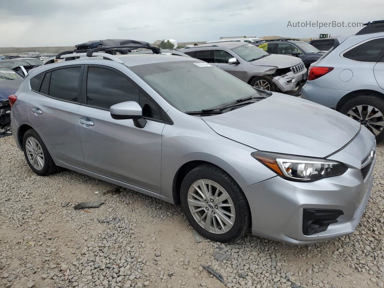 2018 Subaru Impreza Premium Серебряный vin: 4S3GTAB69J3732348