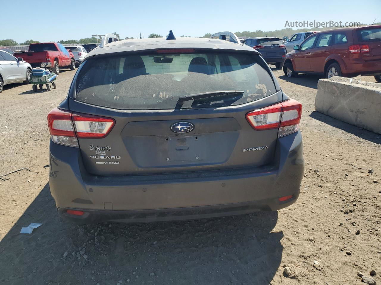 2018 Subaru Impreza Limited Charcoal vin: 4S3GTAU60J3729710