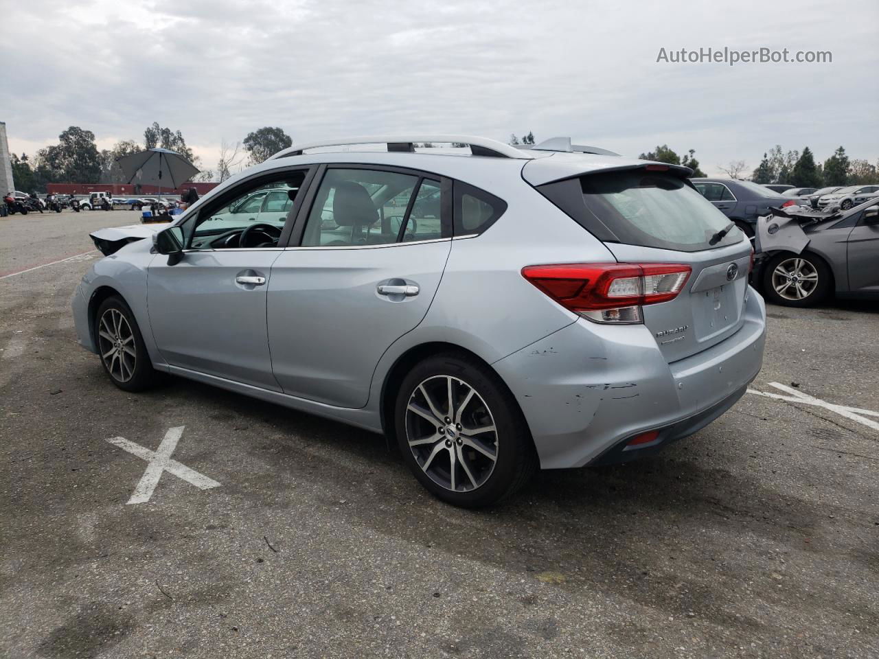 2018 Subaru Impreza Limited Серебряный vin: 4S3GTAU62J3722841