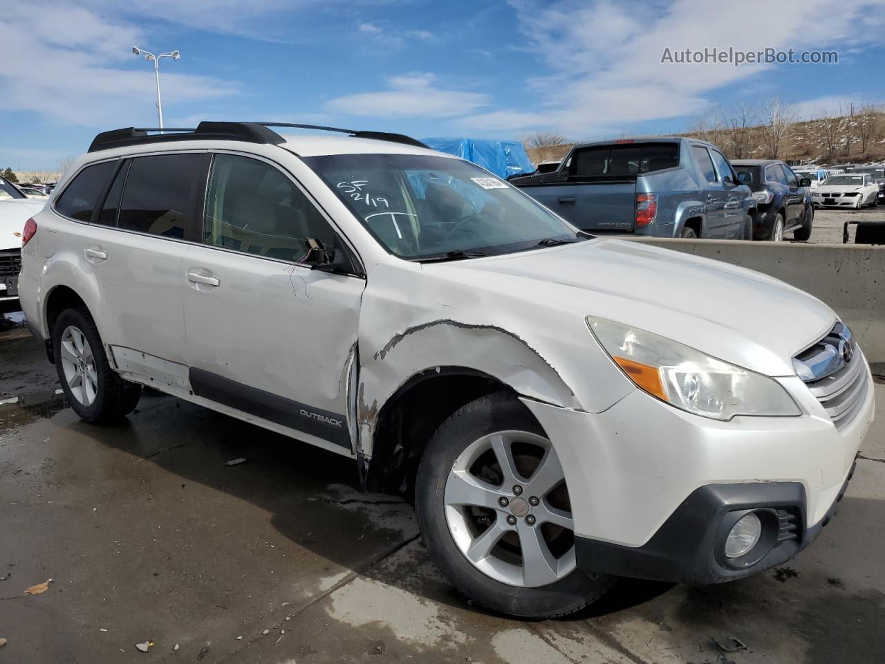 2014 Subaru Outback 2.5i Premium White vin: 4S4BRBCC9E3306924