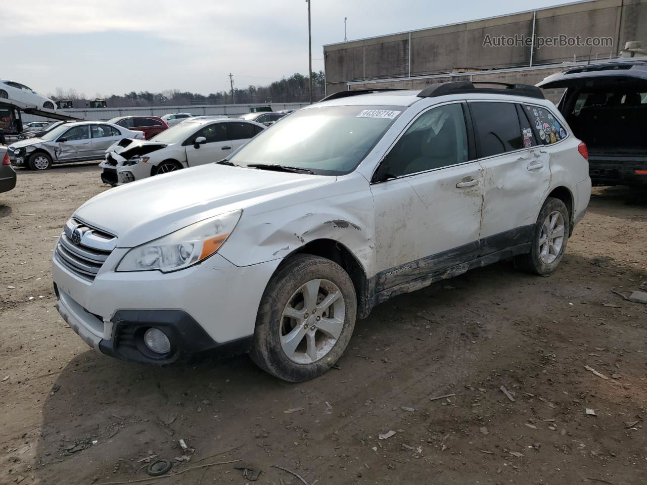 2014 Subaru Outback 2.5i Premium Белый vin: 4S4BRBDC8E3239943