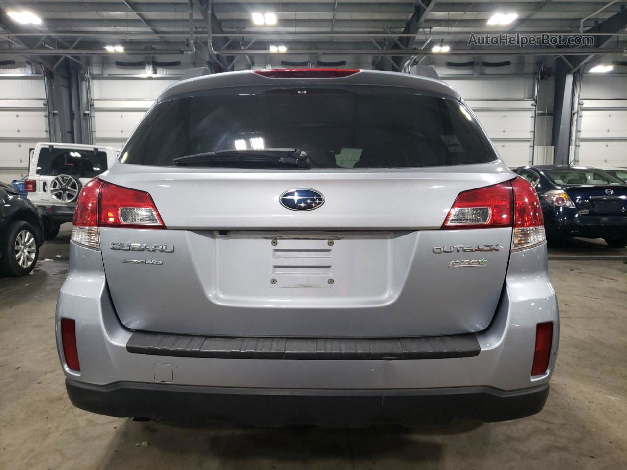 2014 Subaru Outback 2.5i Limited Silver vin: 4S4BRBNC8E3309763