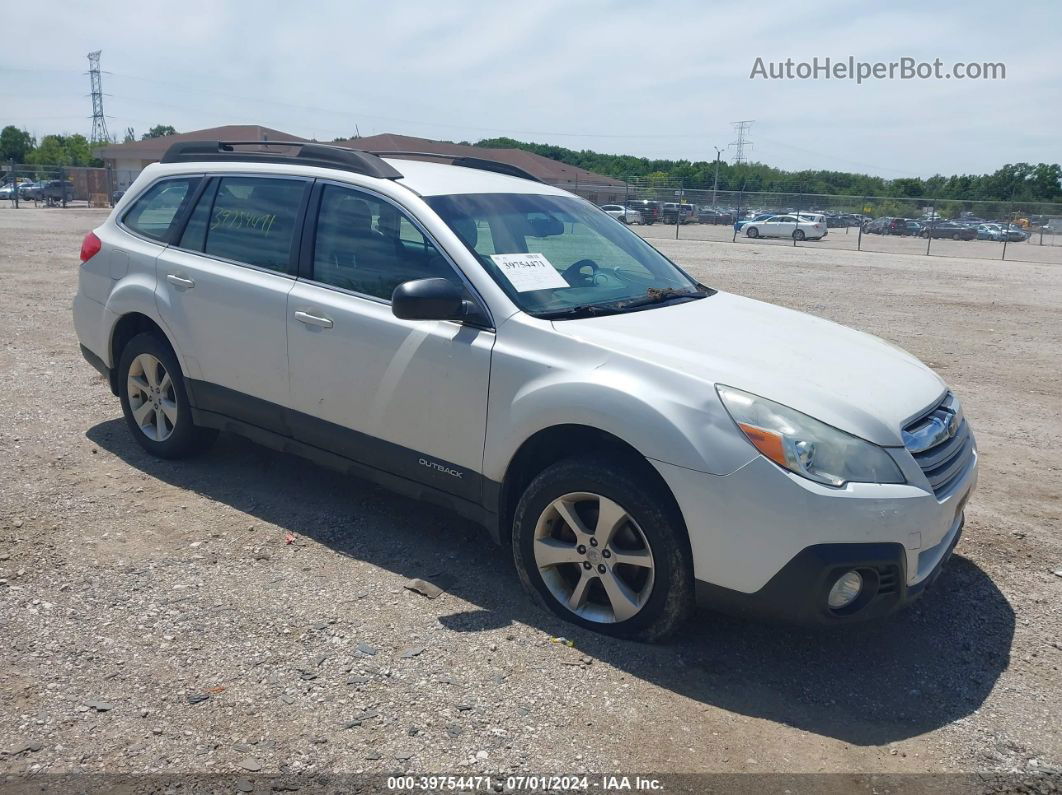 2014 Subaru Outback 2.5i White vin: 4S4BRCAC5E3296692