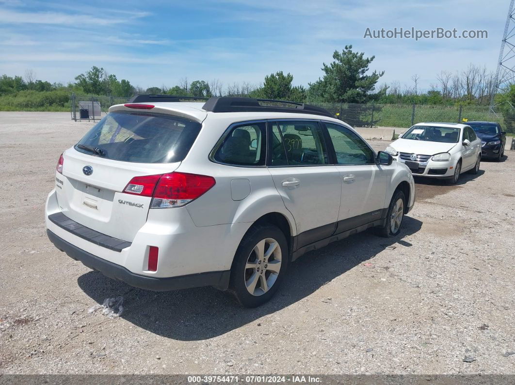 2014 Subaru Outback 2.5i White vin: 4S4BRCAC5E3296692