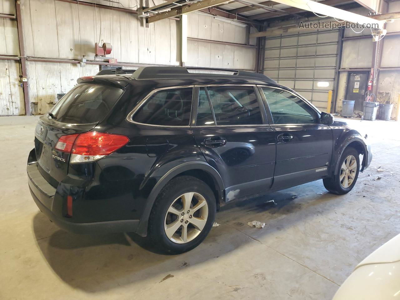 2014 Subaru Outback 2.5i Premium Black vin: 4S4BRCCC8E3225449