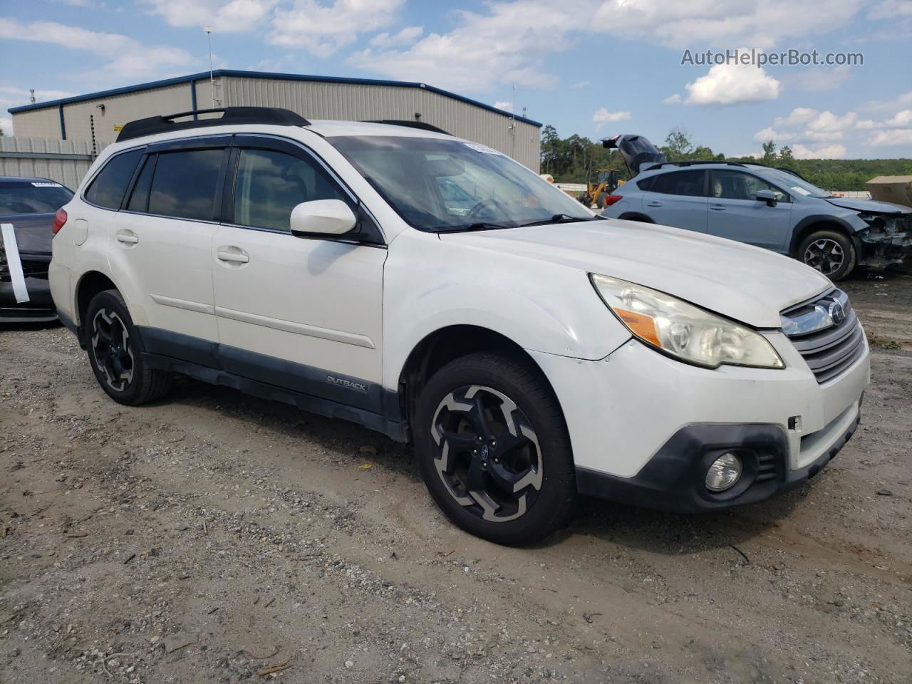 2014 Subaru Outback 2.5i Premium White vin: 4S4BRCCC9E3304144