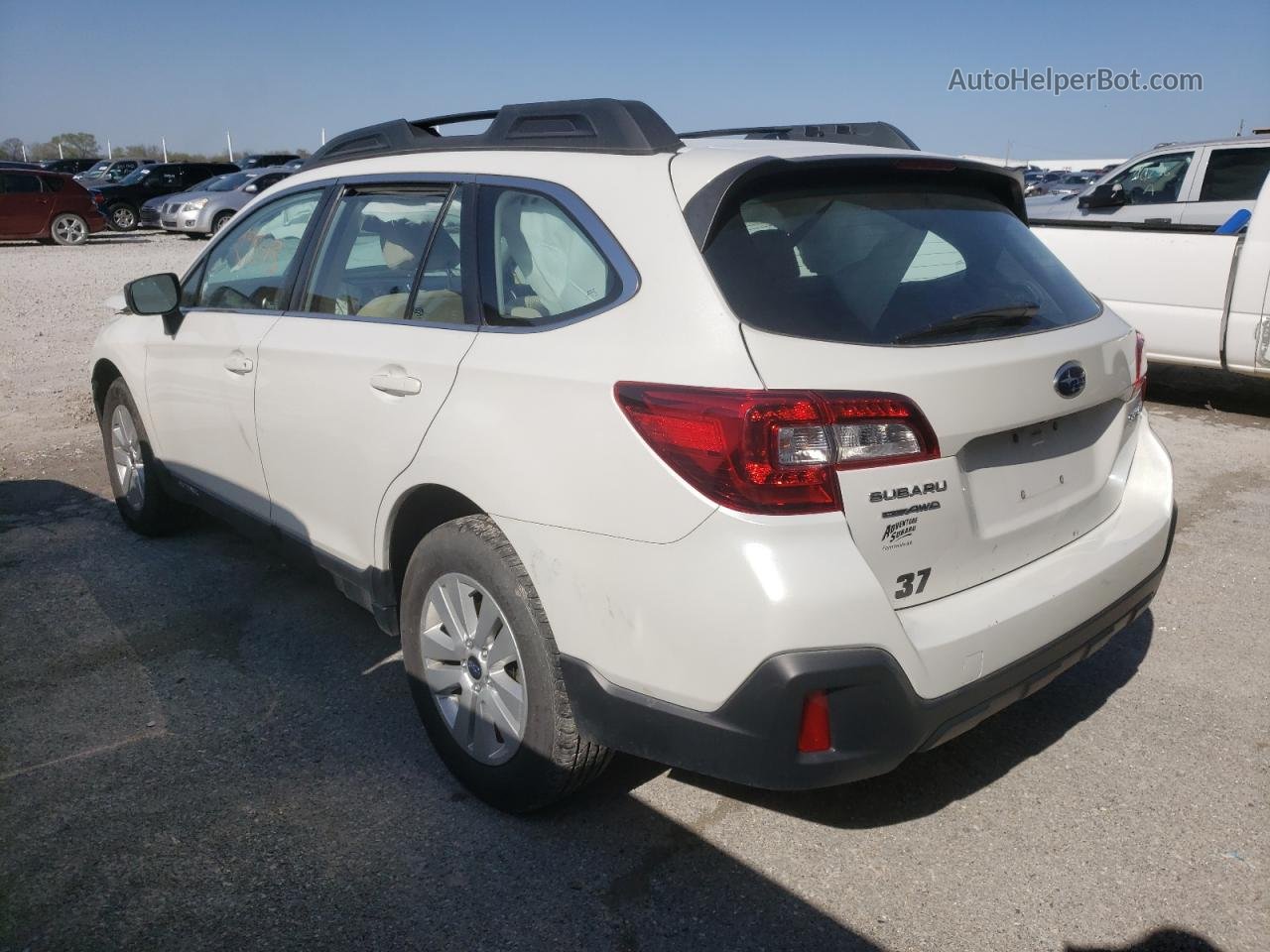 2019 Subaru Outback 2.5i Белый vin: 4S4BSABC0K3261495