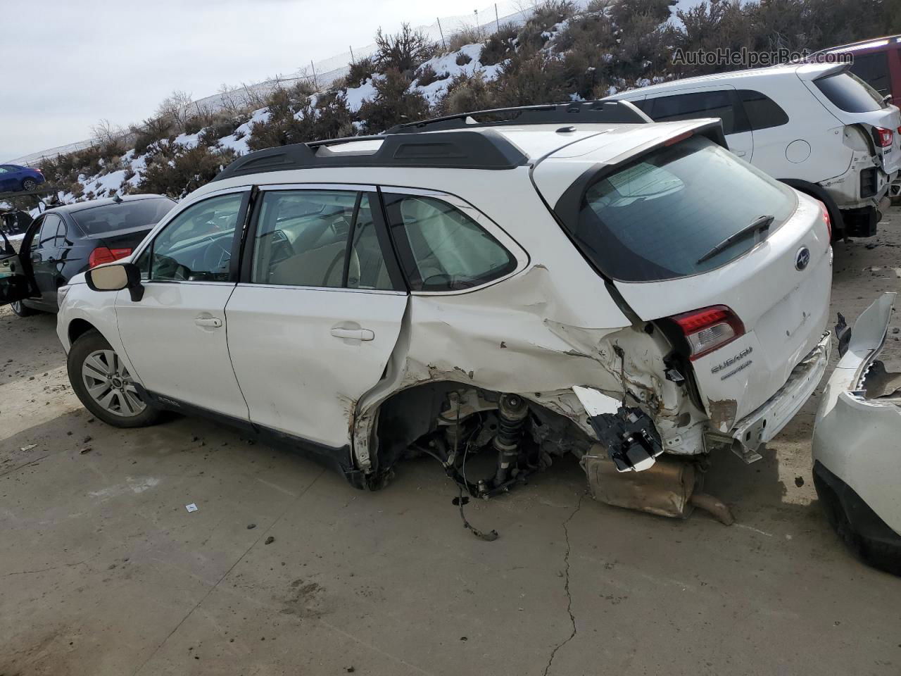 2019 Subaru Outback 2.5i White vin: 4S4BSABC7K3358452