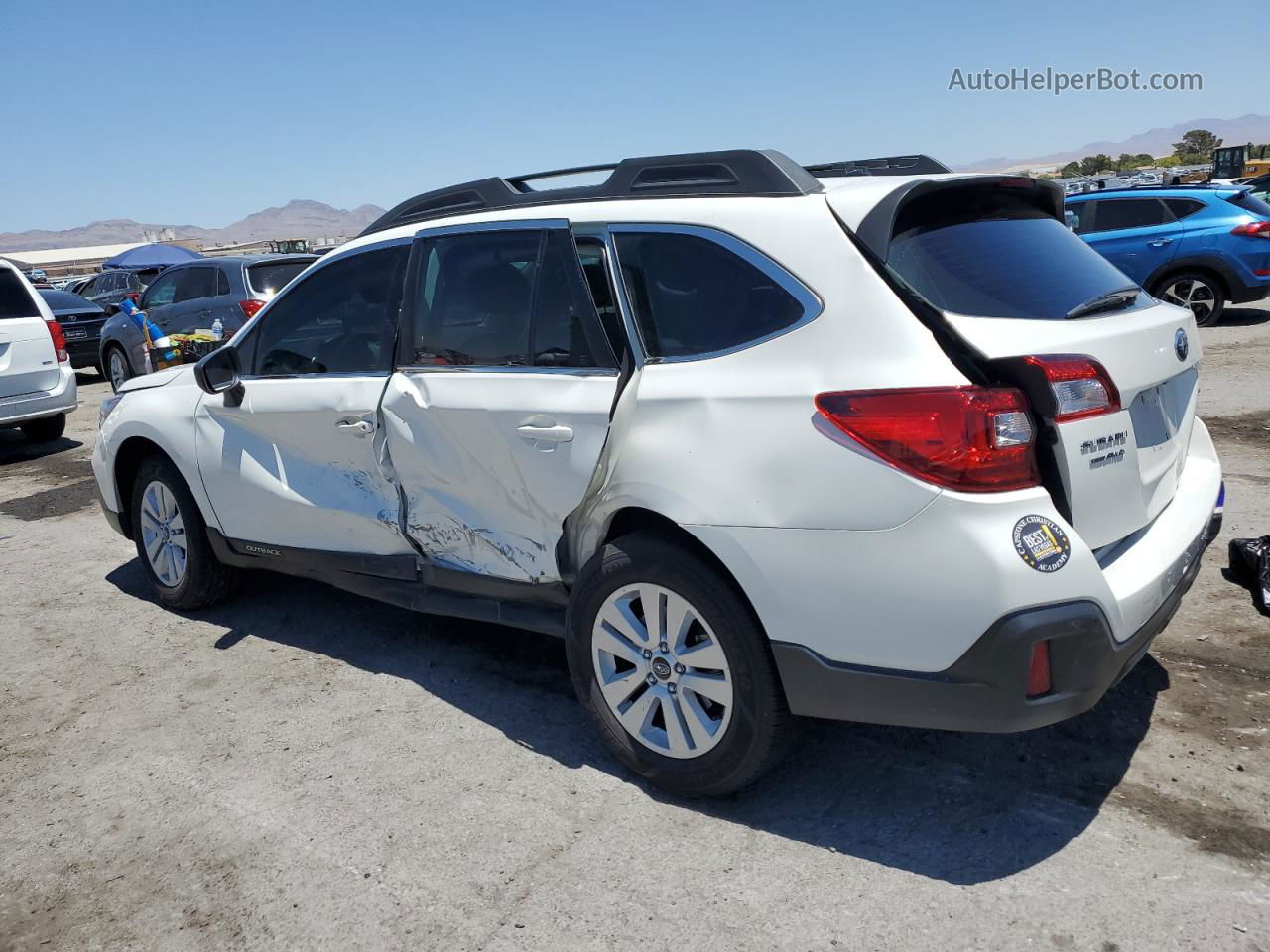 2019 Subaru Outback 2.5i White vin: 4S4BSABC8K3344656