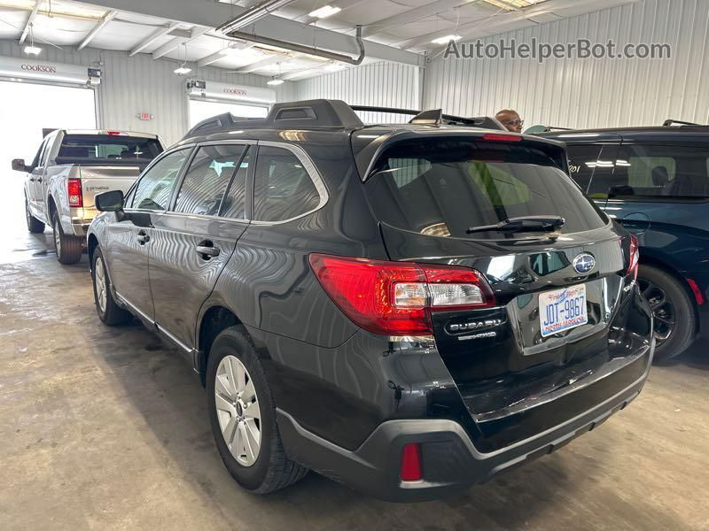 2019 Subaru Outback 2.5i Premium vin: 4S4BSAFC2K3319844