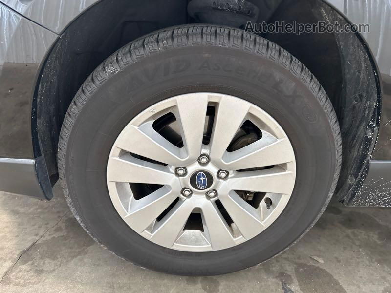 2019 Subaru Outback 2.5i Premium vin: 4S4BSAFC2K3319844