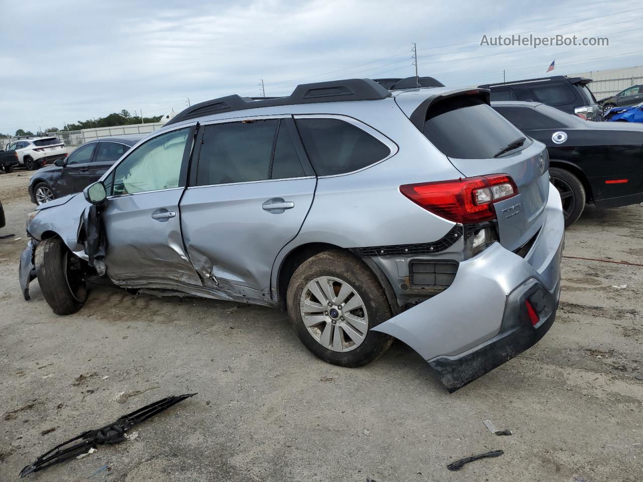 2019 Subaru Outback 2.5i Premium Синий vin: 4S4BSAFC2K3321433