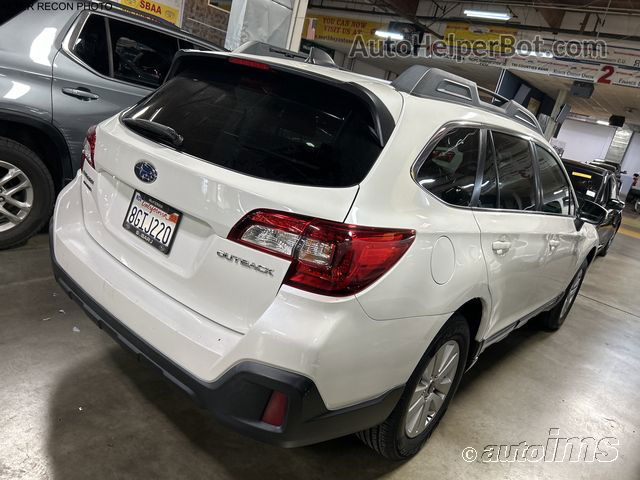 2019 Subaru Outback 2.5i Premium vin: 4S4BSAFC3K3248167