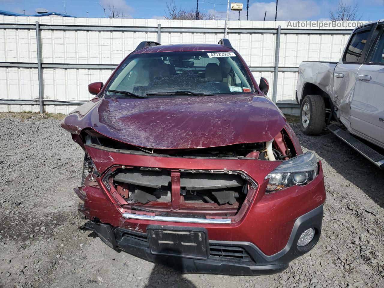 2019 Subaru Outback 2.5i Premium Burgundy vin: 4S4BSAFC4K3330165