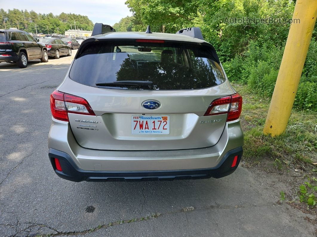 2019 Subaru Outback 2.5i Premium vin: 4S4BSAFC5K3312113