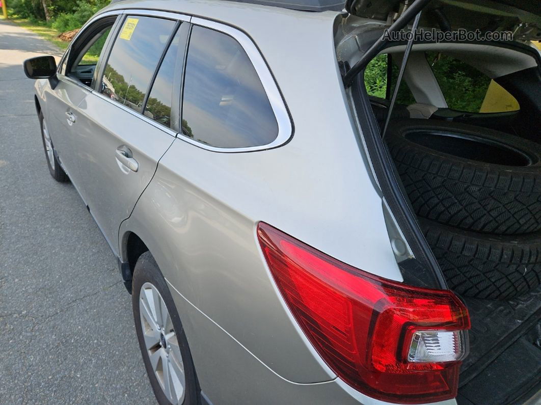 2019 Subaru Outback 2.5i Premium vin: 4S4BSAFC5K3312113