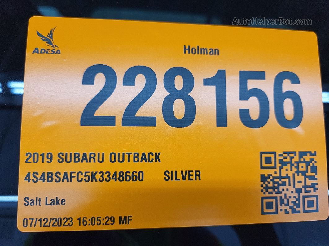 2019 Subaru Outback Premium Неизвестно vin: 4S4BSAFC5K3348660
