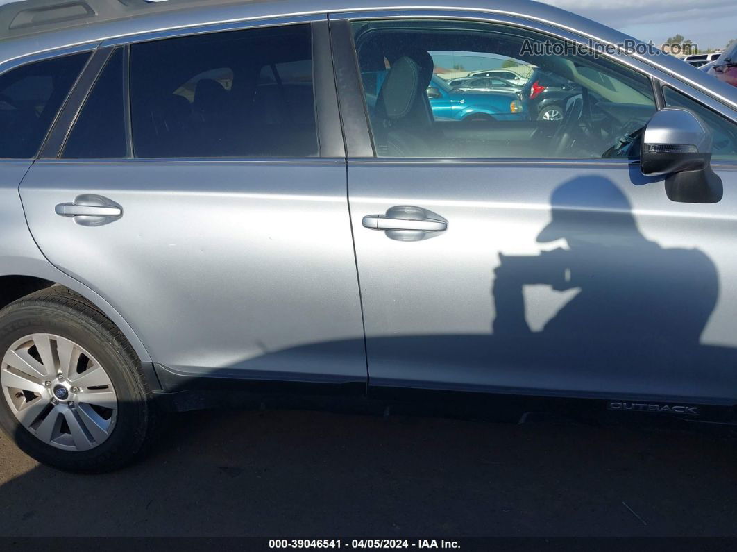 2019 Subaru Outback 2.5i Premium Gray vin: 4S4BSAFC5K3381304