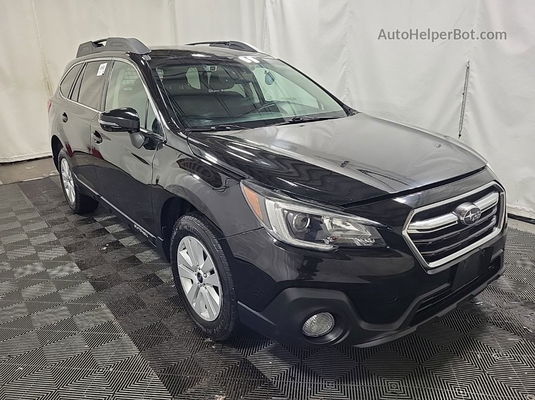 2019 Subaru Outback 2.5i Premium vin: 4S4BSAFC6K3319054