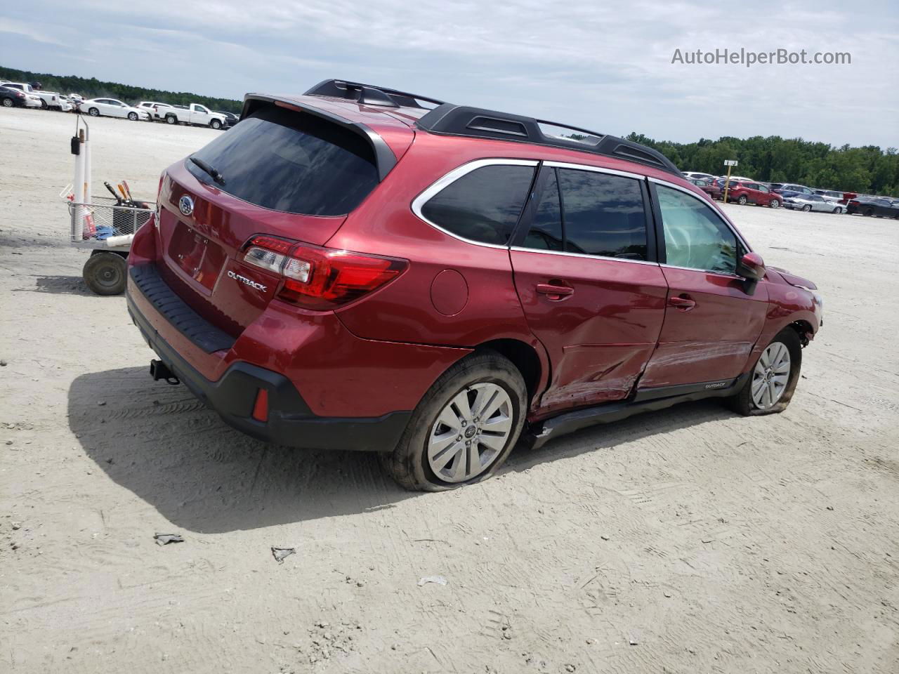 2019 Subaru Outback 2.5i Premium Burgundy vin: 4S4BSAFC6K3325369