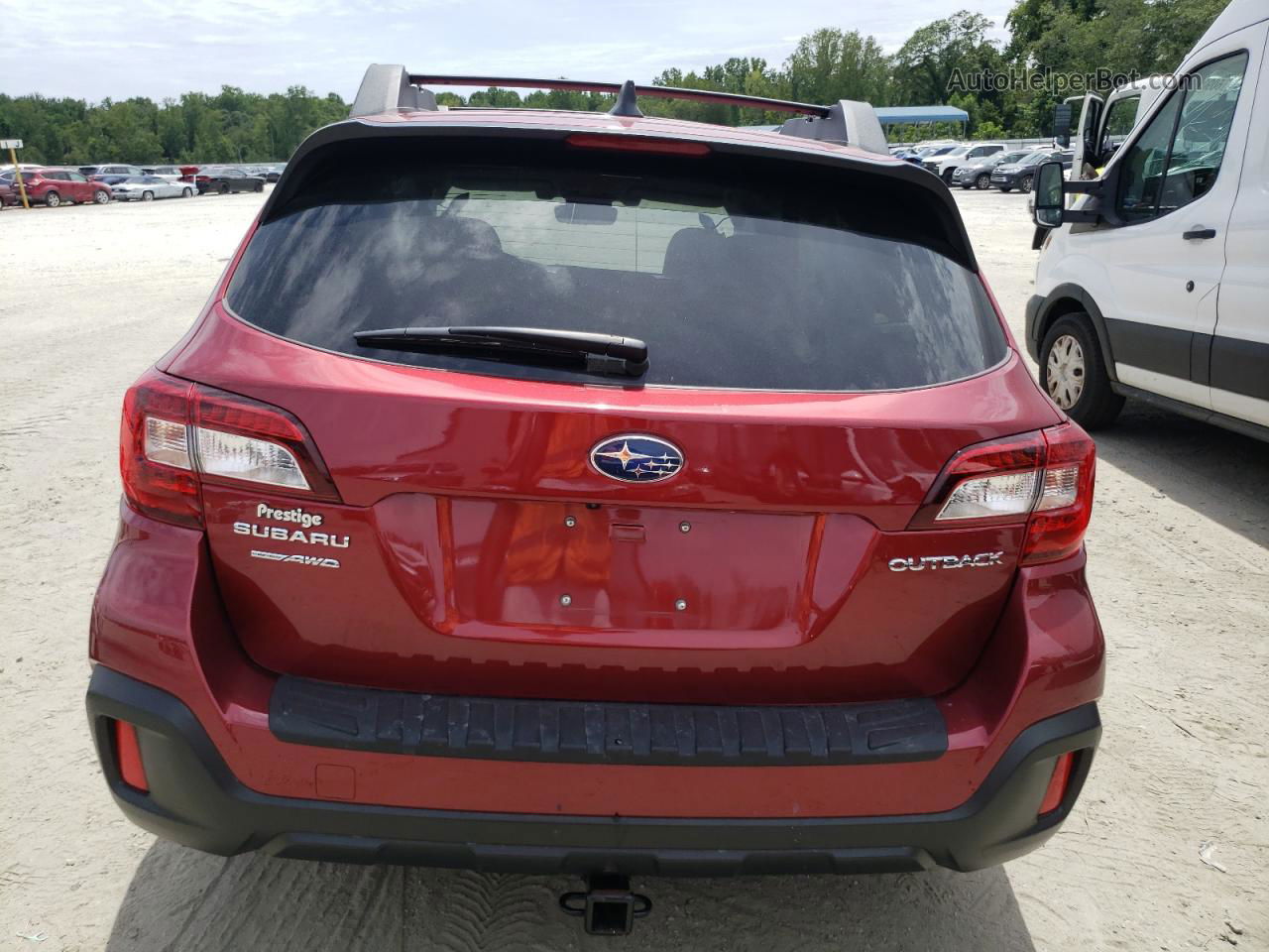 2019 Subaru Outback 2.5i Premium Burgundy vin: 4S4BSAFC6K3325369