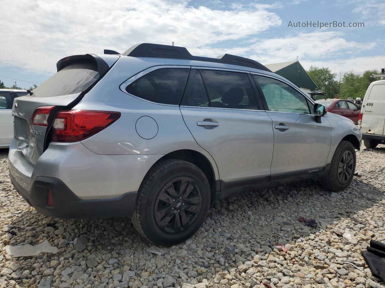 2019 Subaru Outback 2.5i Premium Silver vin: 4S4BSAFC7K3376038