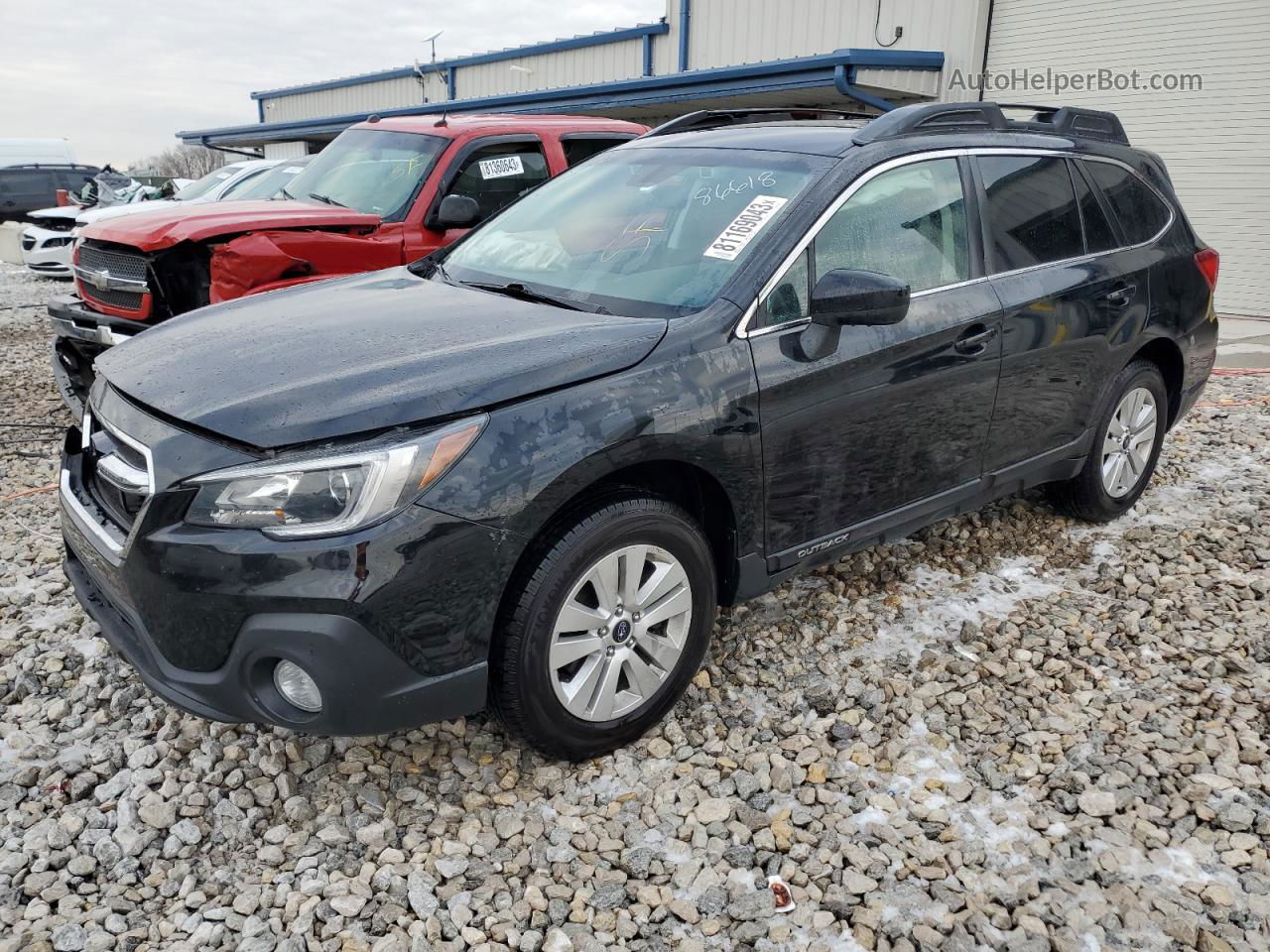 2019 Subaru Outback 2.5i Premium Black vin: 4S4BSAFC8K3286638