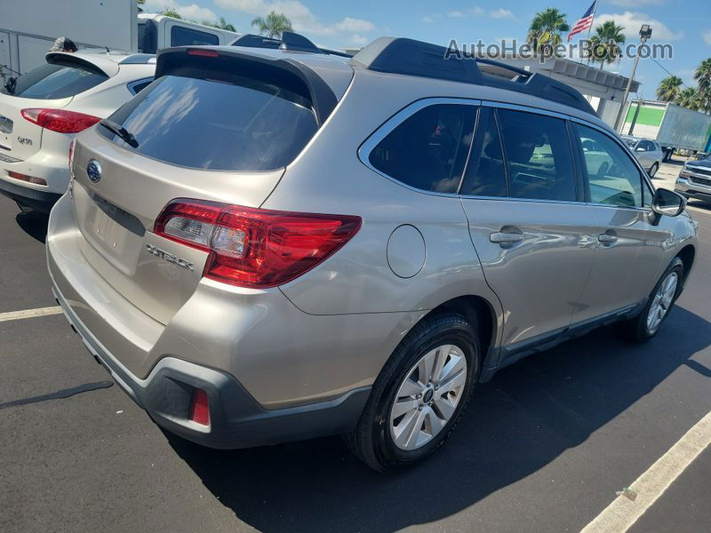 2019 Subaru Outback Premium Unknown vin: 4S4BSAFC9K3310610